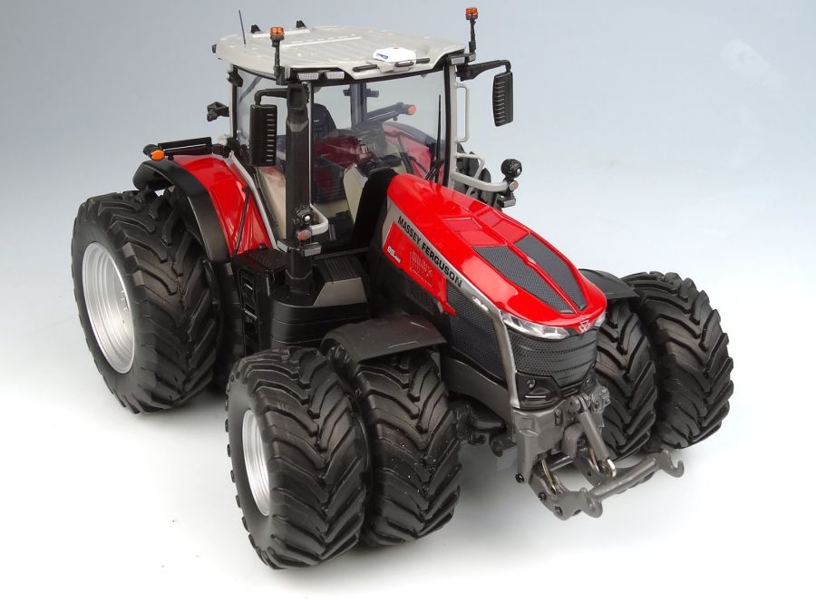 Massey Ferguson 9S.425 com Rodas Duplas – Escala 1/32