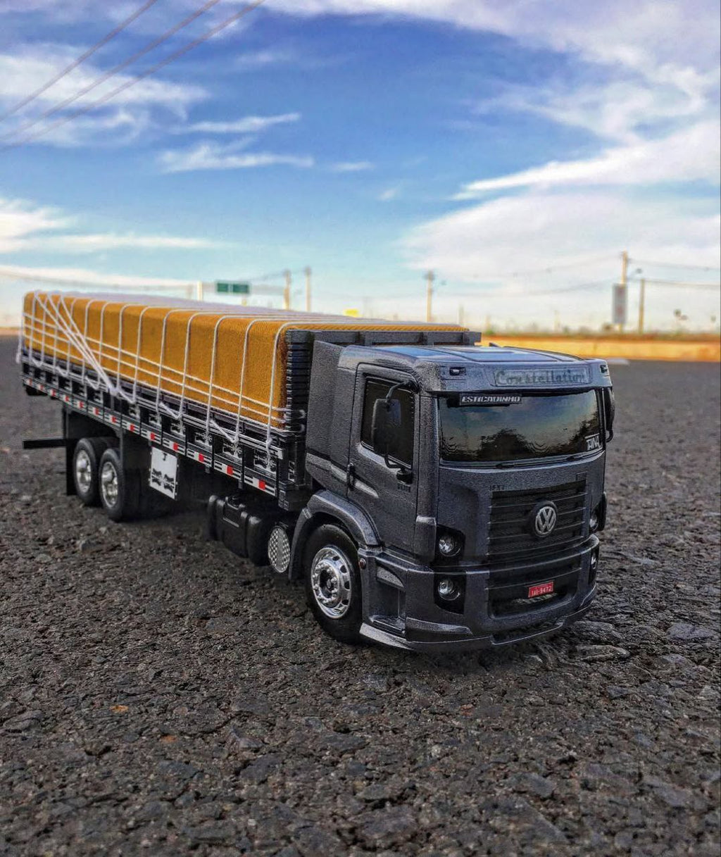 Miniatura Volkswagen Constellation 24-250 - Escala 1/24